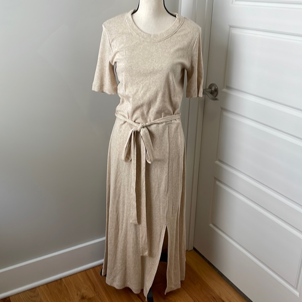 Club Monaco Short Sleeve Rib-Knit Midi dress - Picture 4 of 12